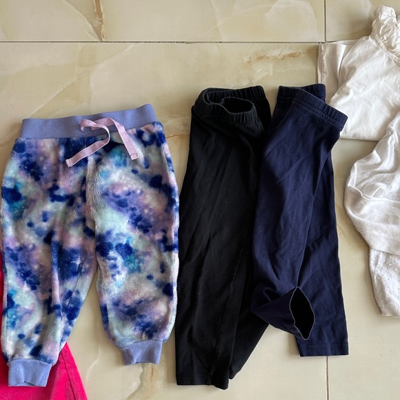 2T clothes bundle - Picture 5 of 15